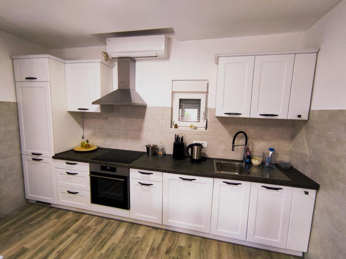Celtis Shade House Villa Virpazar Bagian luar foto